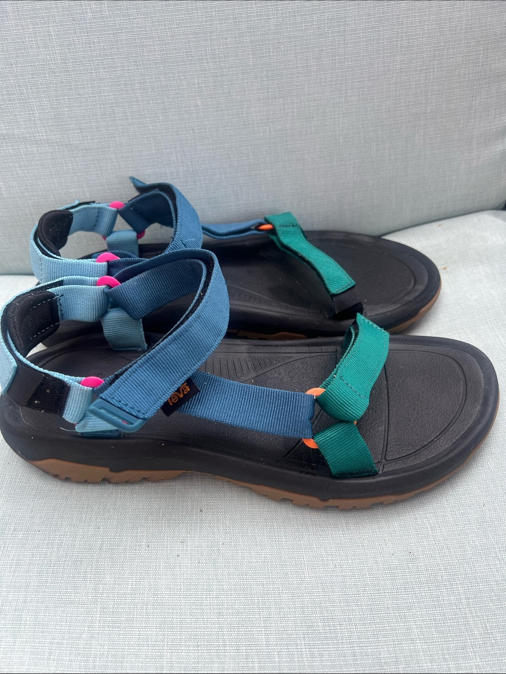 EUC Teva  Blue & Green Strapped Sandals with Pink Accents sz 11